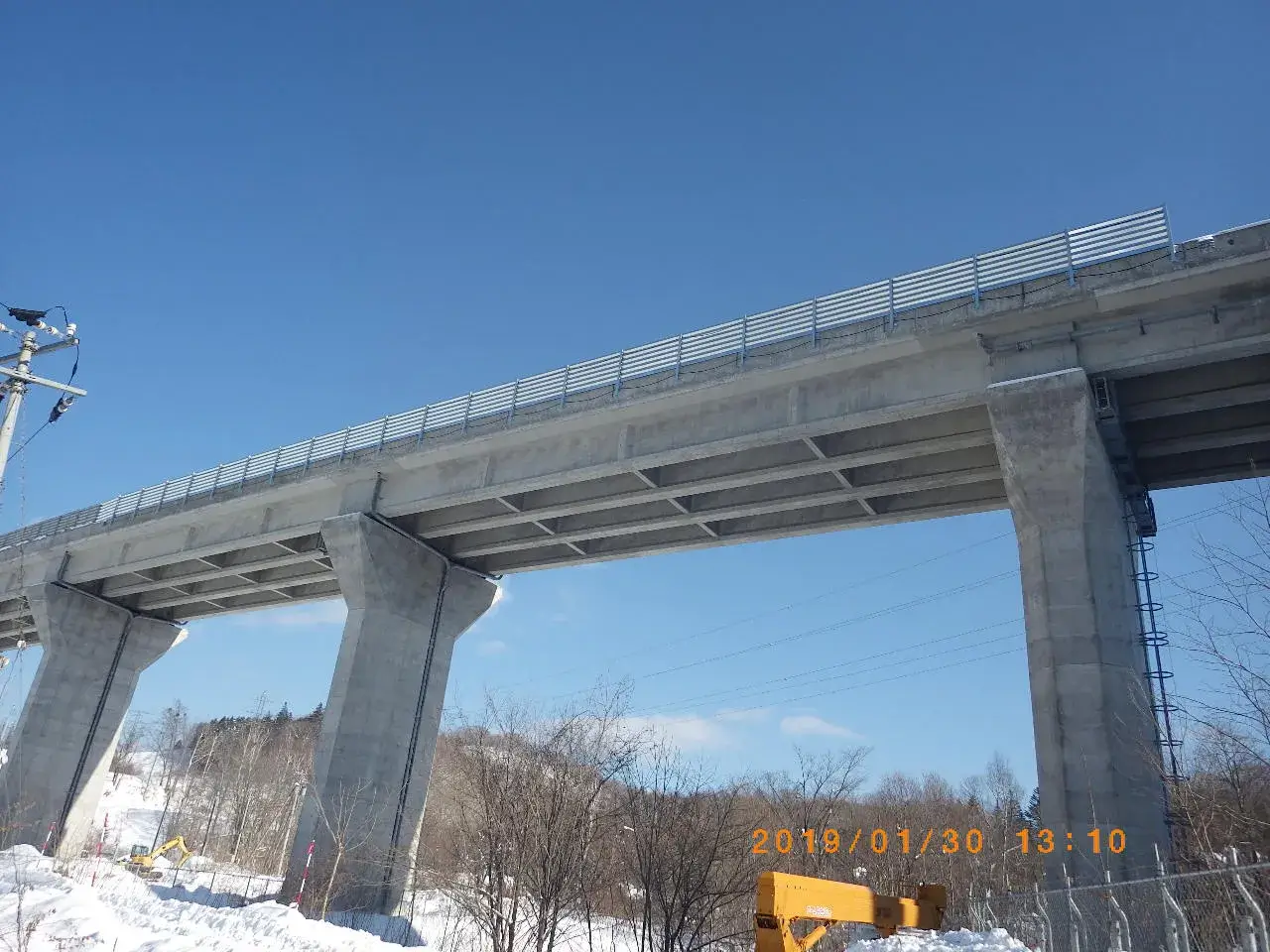 高速道路保全設備の実績：飛雪防止柵工事